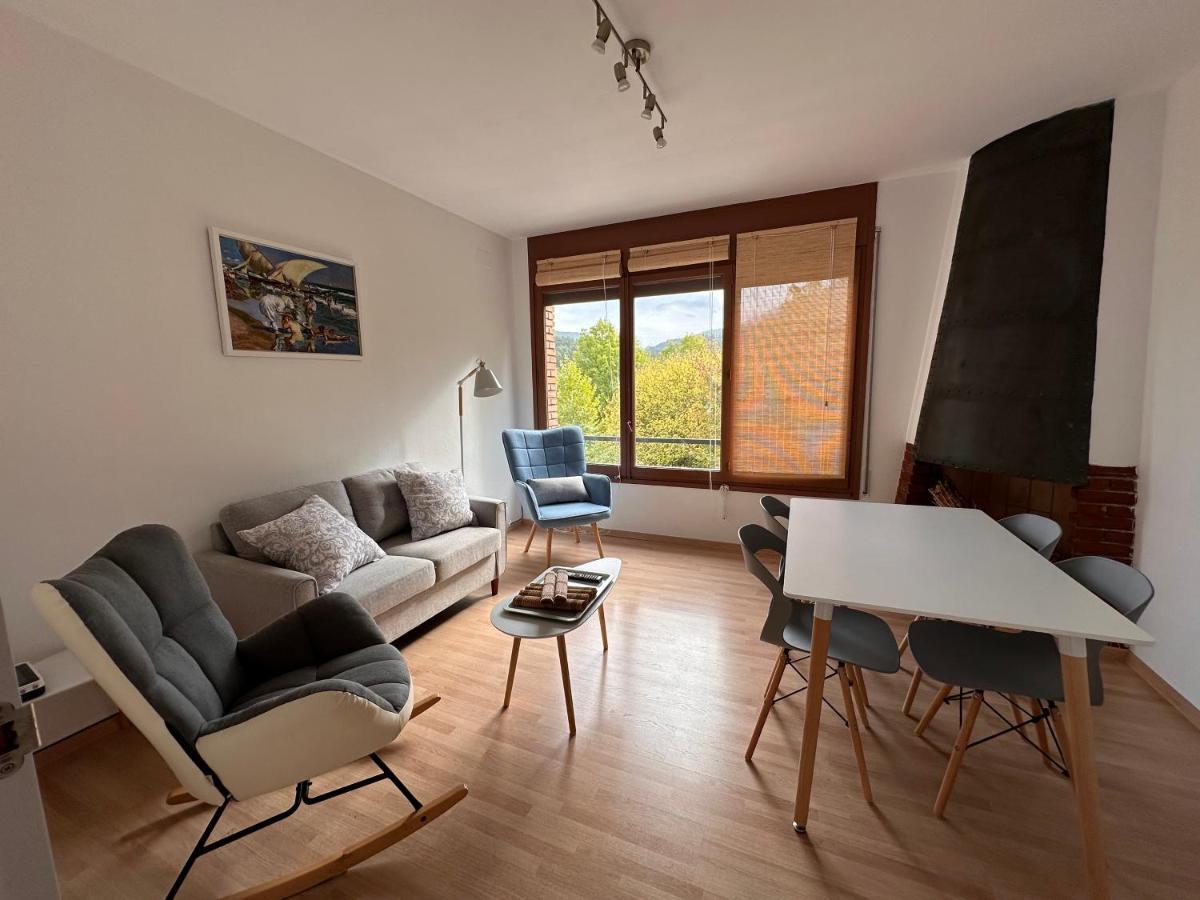 El Bressol De La Muntanya Apartment Ripoll Exterior photo